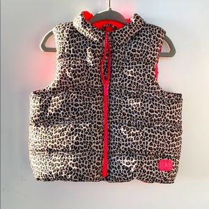 The best zip up vest!